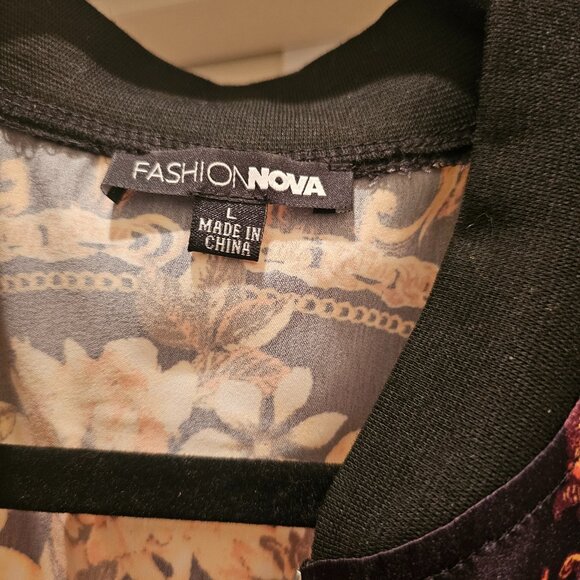 Fun Print Jumpsuit - Picture 10 of 10